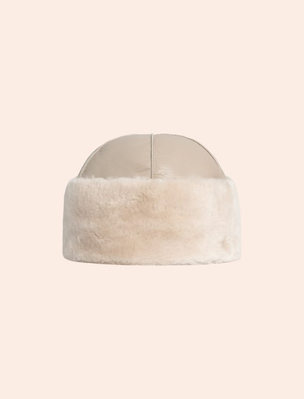 BÆÆ Lue elfenben i italiensk shearling